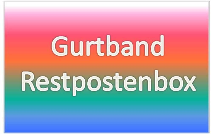 Bild von  <p><strong>Restpostenbox 50mm breites PP-Gurtband</strong></p> <p><strong>Gesamtl&auml;nge 25m, aufgeteilt in Rollen mit einer L&auml;nge von mindestens  1m - ca. 9m</strong></p> <p><strong>Folgende Farben befinden sich in der Restpostenbox (verschiedene  L&auml;ngen): t&uuml;rkis, k&ouml;nigsblau, dunkelblau.</strong></p>